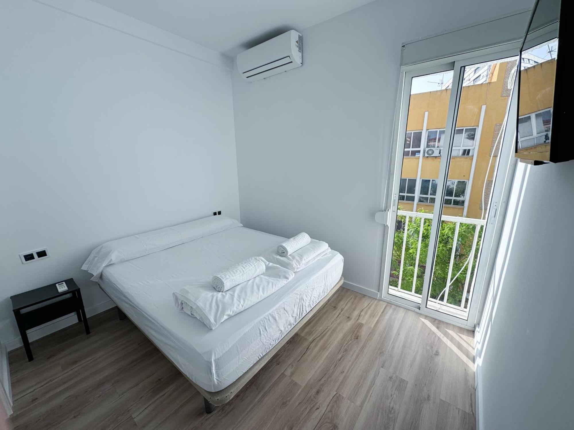 Muede Hostel Торремолінос Екстер'єр фото